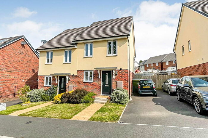2 Bedroom Semi Detached House For Sale In New Green Street, Ivybridge, Devon, PL21
