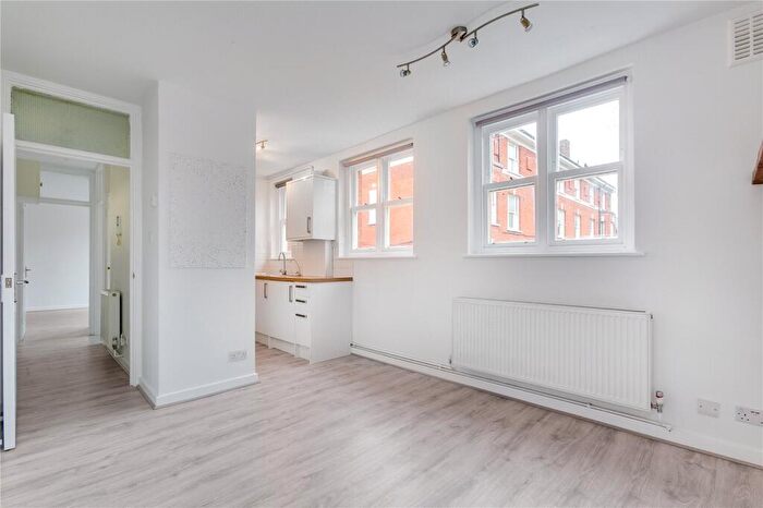 1 Bedroom Flat To Rent In Henson Court, Highbury Grange, N5