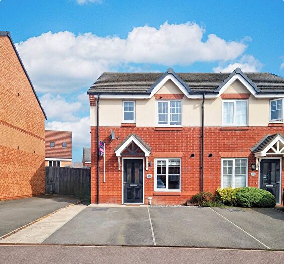 3 Bedroom Semi Detached House For Sale In East Meadow Close, Golborne, Warrington, Cheshire, WA3