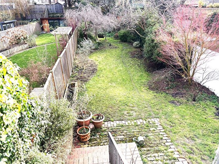 5 Bedroom Semi-Detached House For Sale In Munster Road, Teddington, TW11