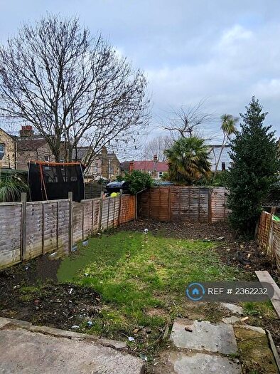 4 Bedroom Terraced House To Rent In Federation Road, London, SE2