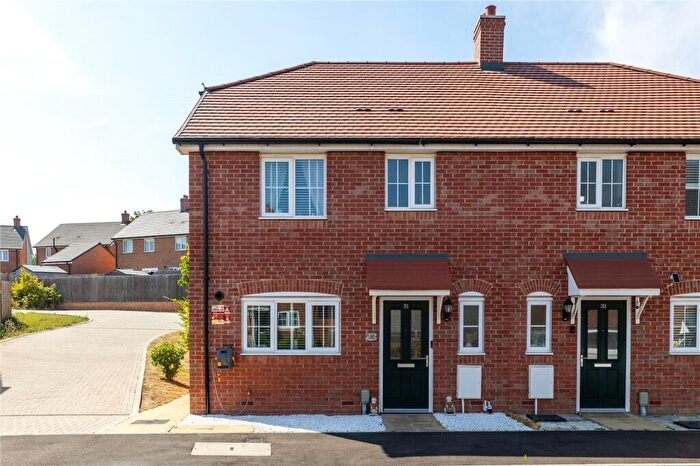 3 Bedroom Semi-Detached House For Sale In Cornfield Drive, Gravesend, Kent, DA11