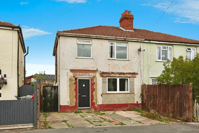 4 Bedroom Semi-Detached House For Sale In Durley Road, Gosport, Hampshire, PO12