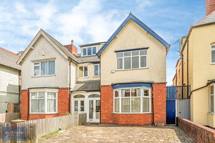5 Bedroom Semi Detached House For Sale In Fountain Road, Birmingham, B17