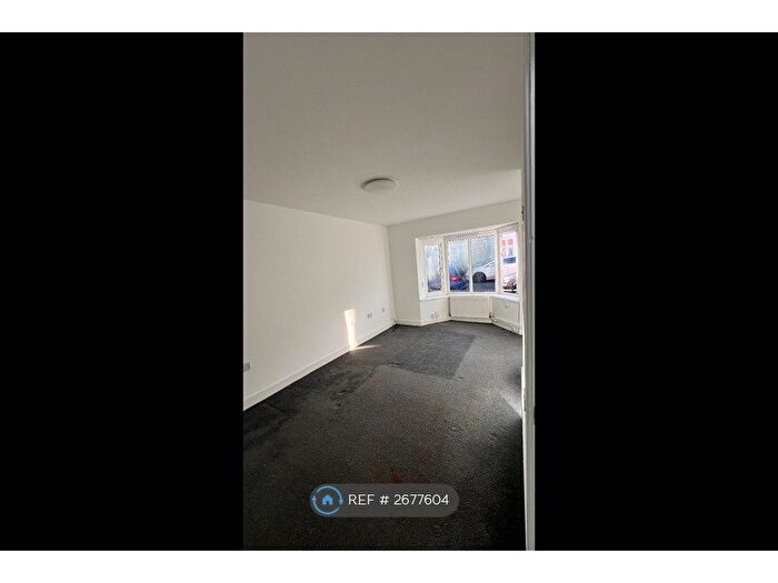 1 Bedroom Flat To Rent In Dolphin Road, Birmingham, B11