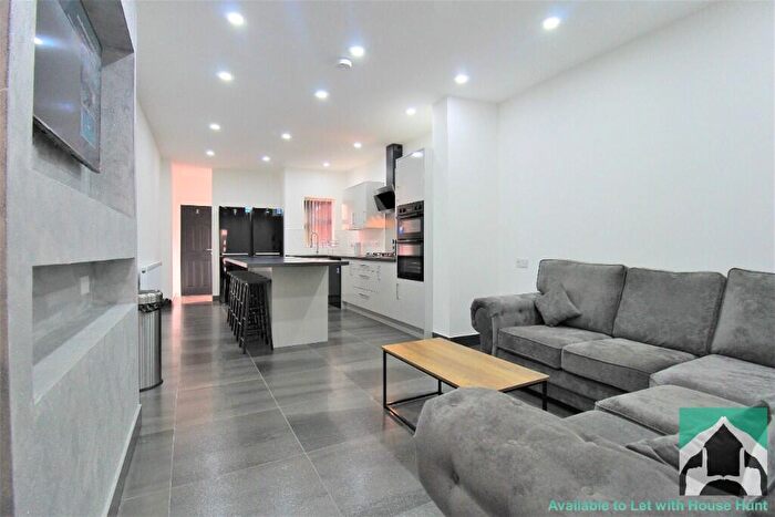 6 Bedroom Terraced House To Rent In Dawlish Road, Selly Oak, Birmingham, B29