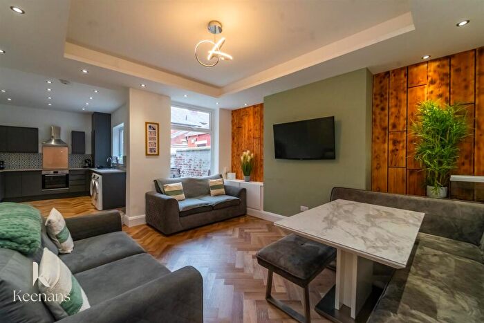 4 Bedroom House For Sale In Pickup Road, Rishton, BB1