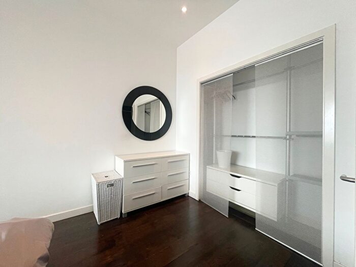 1 Bedroom Property To Rent In Albion Street, Glasgow, G1