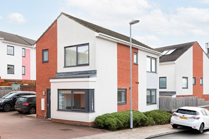 3 Bedroom Detached House To Rent In Stanford Road, Colchester, CO4