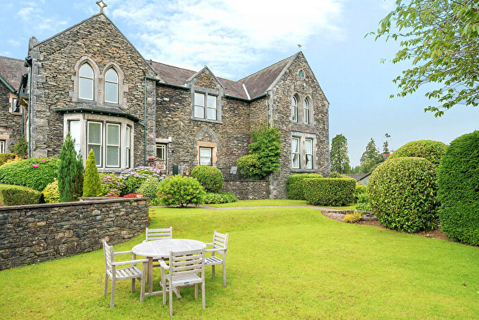 2 Bedroom Flat For Sale In Old College Park, Phoenix Way, Windermere, LA23