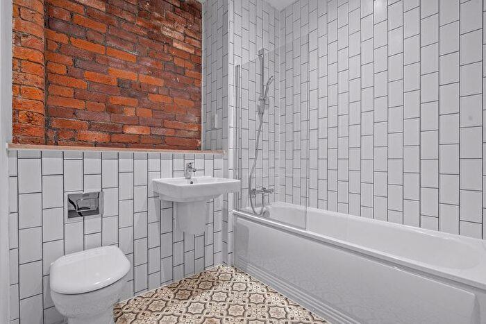 1 Bedroom Flat To Rent In Vernon Street, Bolton, BL1