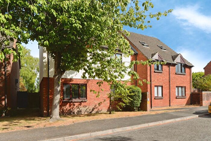 2 Bedroom Apartment For Sale In Windrush Drive, High Wycombe, HP13