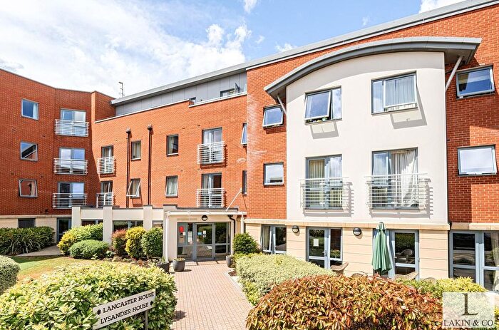 1 Bedroom Flat For Sale In Josiah Drive, Ickenham, UB10