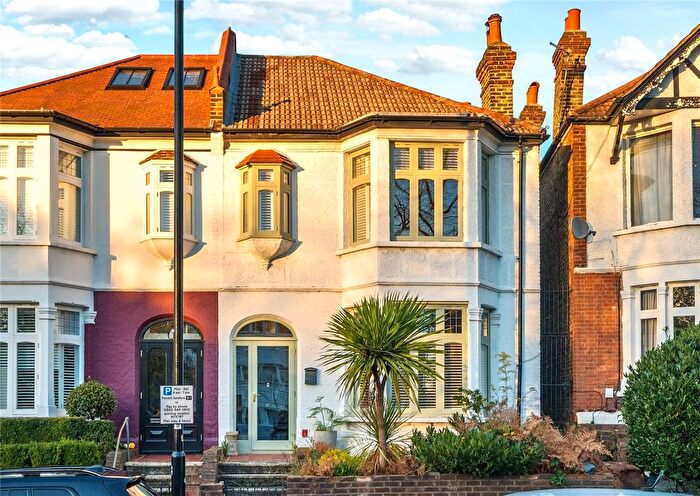 3 Bedroom Terraced House For Sale In Belmont Hill, London, SE13