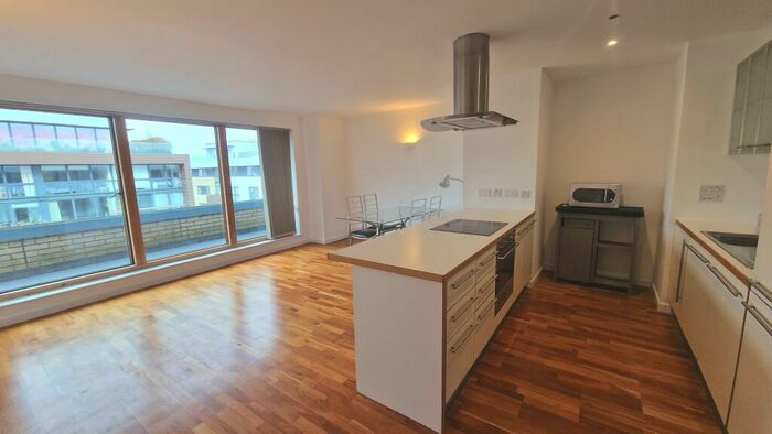 2 Bedroom Apartment To Rent In Gainsborough Studios, Poole Street, Shoreditch, London, N1