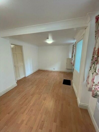 1 Bedroom Bungalow To Rent In Nelson Road, Portsmouth, PO1