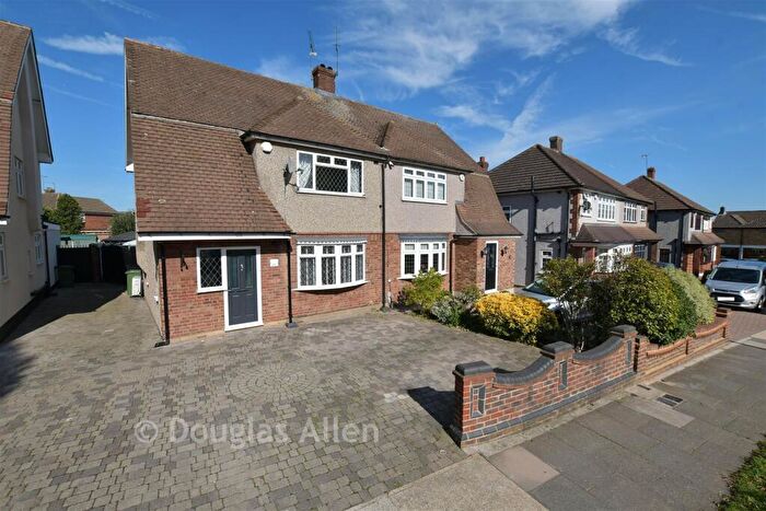 4 Bedroom Semi-Detached House For Sale In Avon Road, Upminster, Essex, RM14