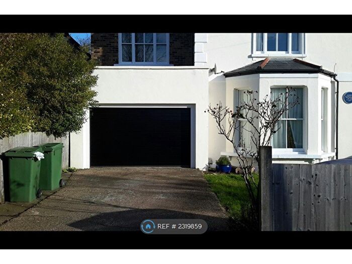 1 Bedroom Flat To Rent In Anerley, London, SE20