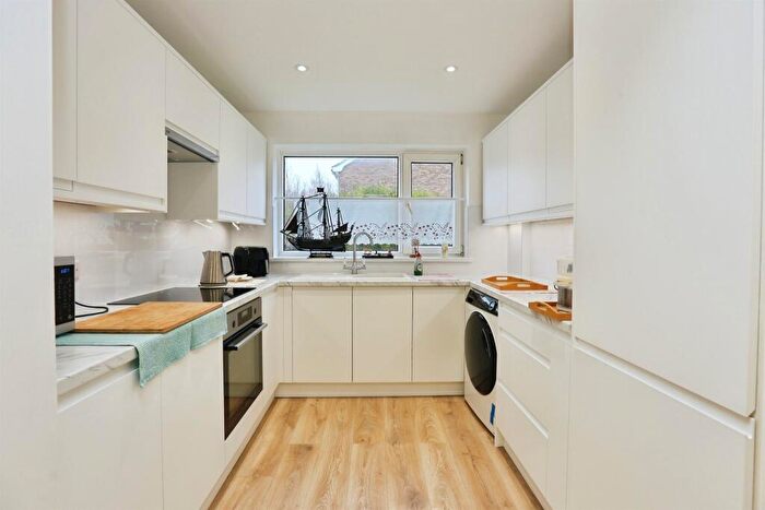 3 Bedroom Terraced House For Sale In Keast Walk, Gosport, PO13