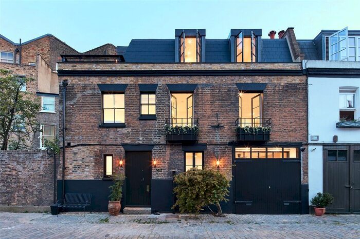 2 Bedroom End Of Terrace House To Rent In Pindock Mews, Little Venice, London, W9