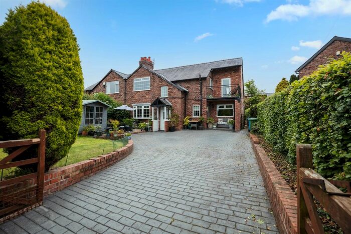 4 Bedroom Semi-Detached House For Sale In Crouchley Lane, Lymm, WA13