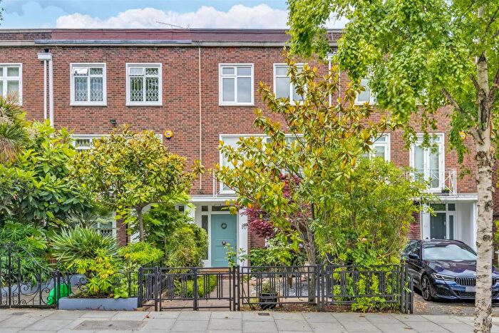 4 Bedroom House To Rent In Marlborough Hill, St Johns Wood, NW8