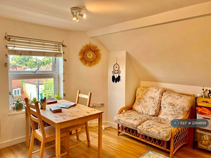 Studio To Rent In Elizabeth House, Maidenhead, SL6