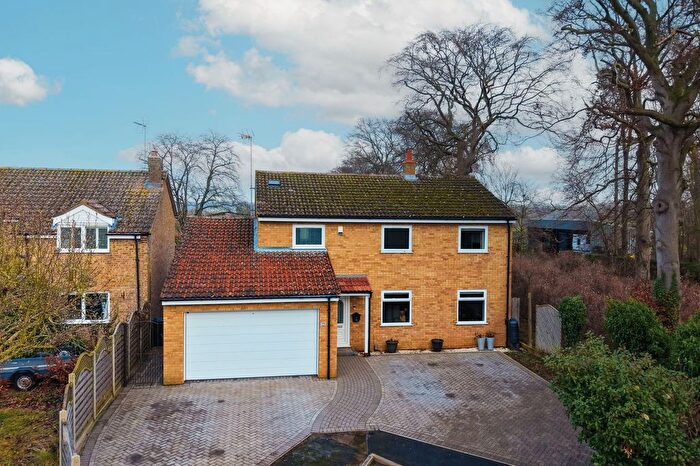 4 Bedroom Detached House For Sale In Kings Drive, Newmarket, CB8