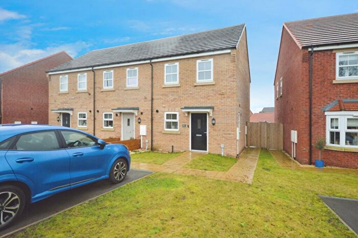 2 Bedroom End Of Terrace House For Sale In Hawthorne Road, Barlborough, Chesterfield, Derbyshire, S43