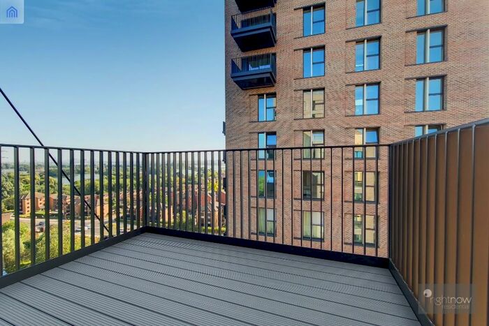 3 Bedroom Apartment To Rent In Great Cambridge Road, London, N17