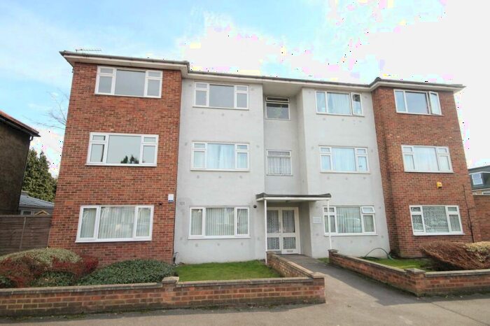 2 Bedroom Flat To Rent In Westonia Court, Hertford Road Enfield, EN3