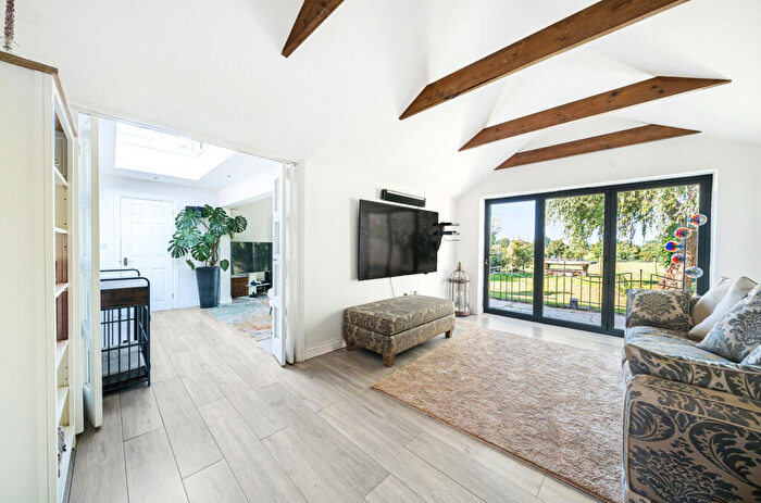 3 Bedroom Semi-Detached House For Sale In Main Road, Tirley, Gloucester, GL19