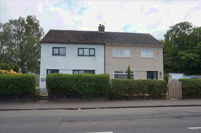 3 Bedroom Semi-Detached House To Rent In High Blantyre Rd, Hamilton, ML3