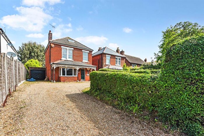 3 Bedroom Detached House For Sale In Main Road, Southbourne, PO10
