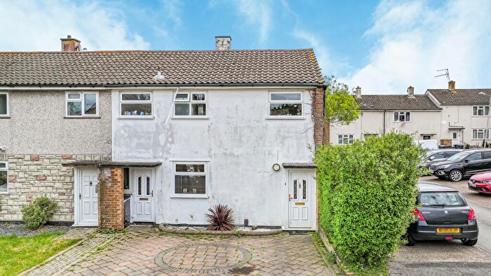 3 Bedroom End Of Terrace House For Sale In Hookfield, Harlow, CM18