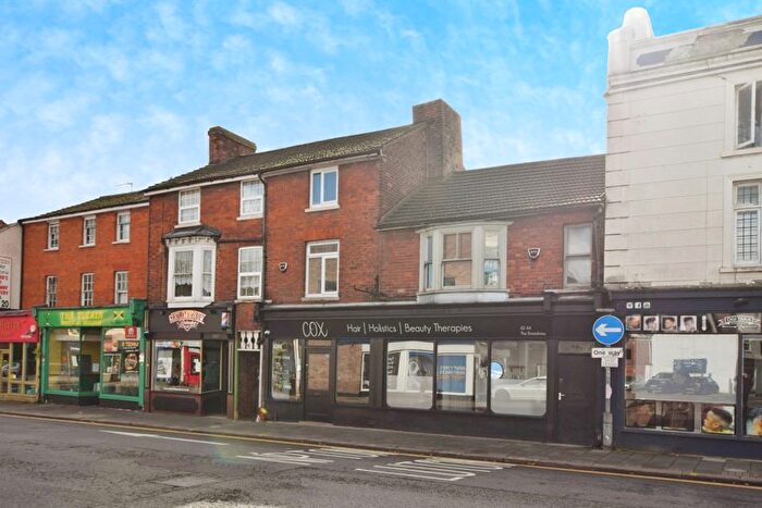 2 Bedroom Maisonette To Rent In The Broadway, Town Centre, Bedford, MK40