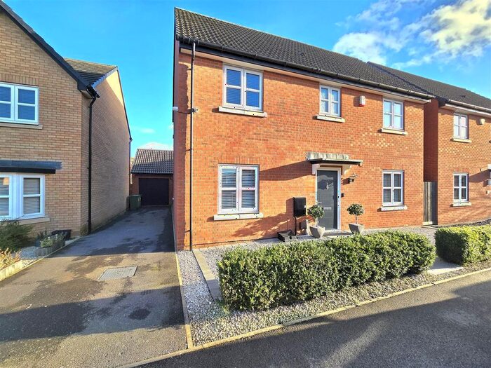 4 Bedroom Detached House To Rent In Meteor Way, Whetstone, Leicester, LE8