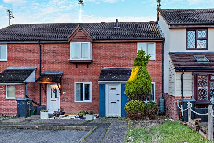 2 Bedroom Terraced House For Sale In Burgess Field, Chelmsford, CM2
