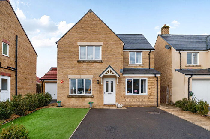 4 Bedroom Detached House For Sale In Townsend Road, Witney, Oxfordshire, OX29