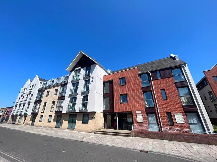 1 Bedroom Apartment To Rent In Polymond House, City Centre, SO14