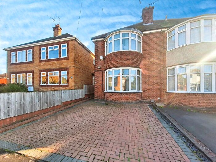 3 Bedroom Semi Detached House For Sale In Berrington Road, Nuneaton, Warwickshire, CV10