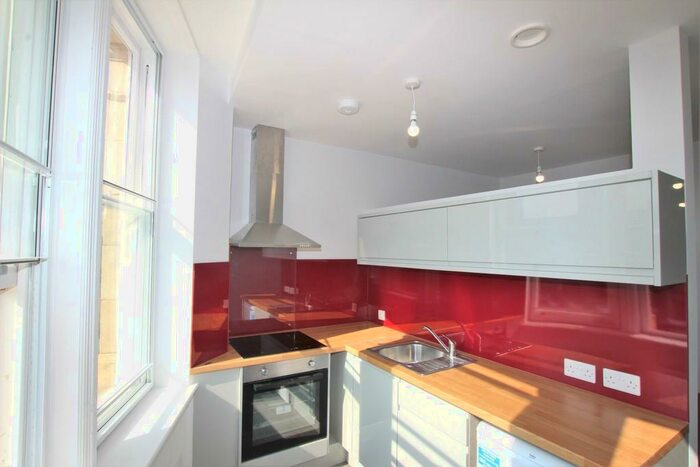 Studio To Rent In Long Row, Nottingham, NG1