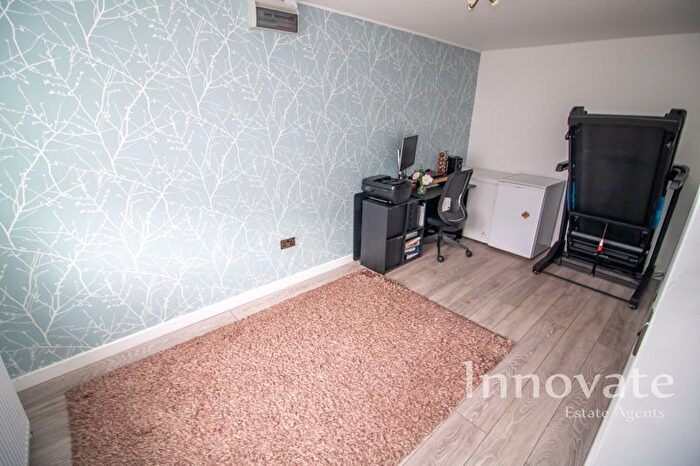 4 Bedroom Detached House For Sale In Mallen Drive, Tividale, Oldbury, B69