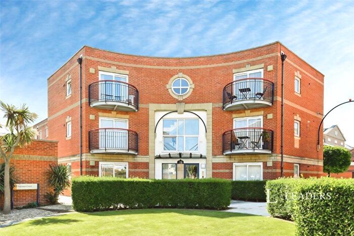 2 Bedroom Flat To Rent In Neptune Court, Gunwharf Quays, Portsmouth, PO1