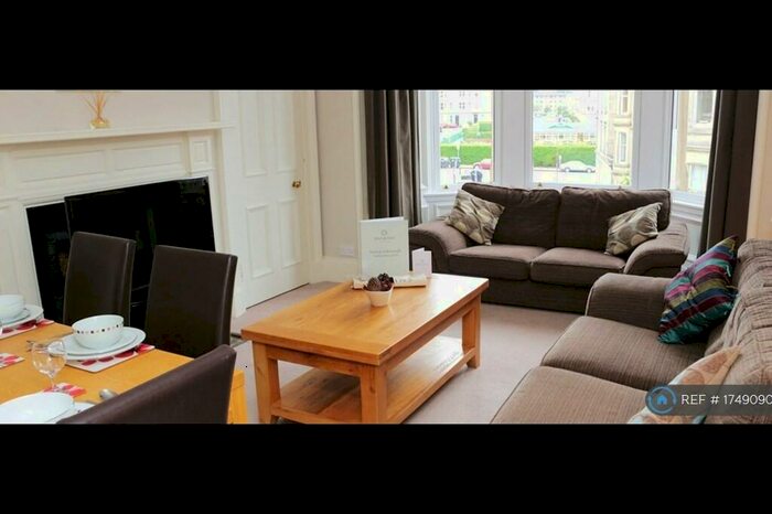 2 Bedroom Flat To Rent In Comely Bank Place, Edinburgh, EH4