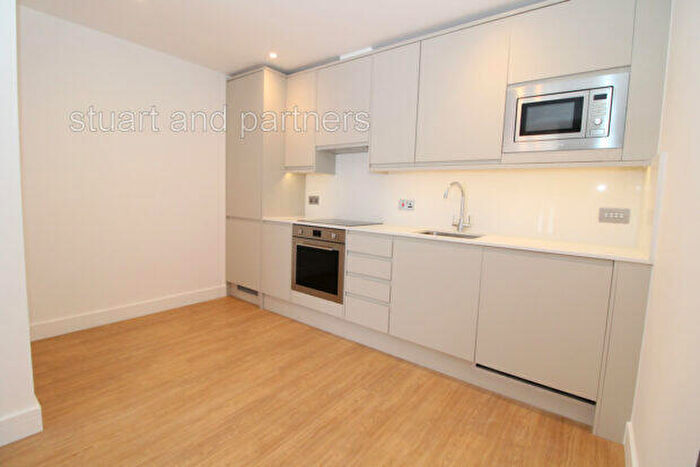 1 Bedroom Apartment To Rent In Perrymount Road, Haywards Heath, RH16