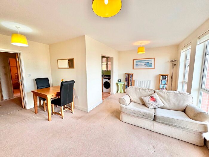 1 Bedroom Flat For Sale In Mariners Wharf, Newhaven, BN9