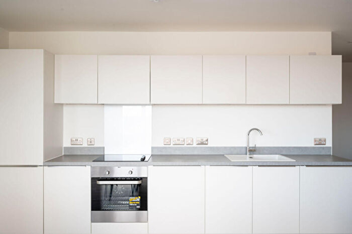 3 Bedroom Flat To Rent In The Kell, Gillingham Gate Road, Gillingham, ME4