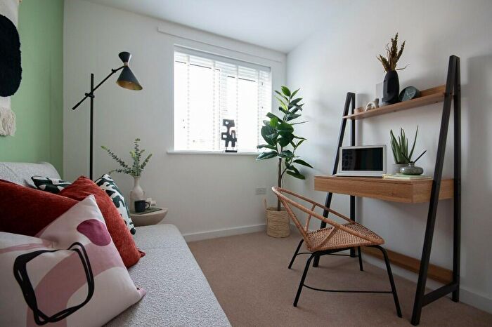 3 Bedroom Terraced House For Sale In Lake Terrace, Melton Mowbray, Leicestershire, LE13