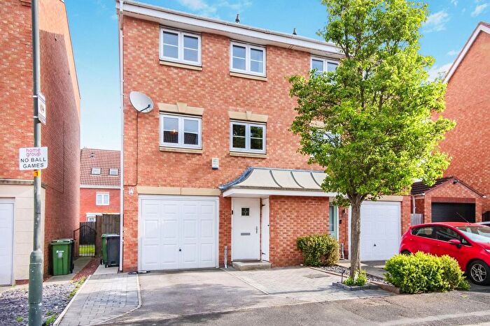 3 Bedroom Semi Detached House For Sale In Duchess Mews, York, YO26